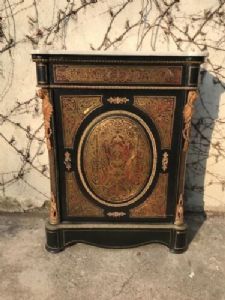 Wichtige Boulle-Anrichte - Restauriert (in Arbeit)_car 1580